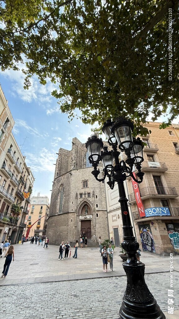 欧式广场街景与古典路灯