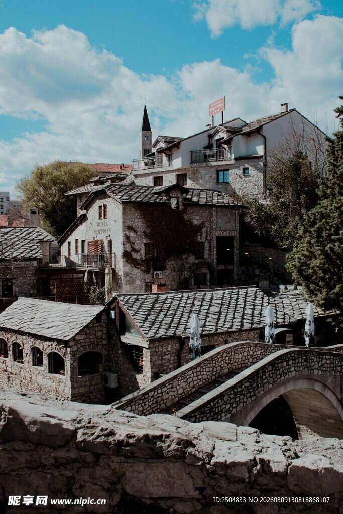 古朴村落建筑景观