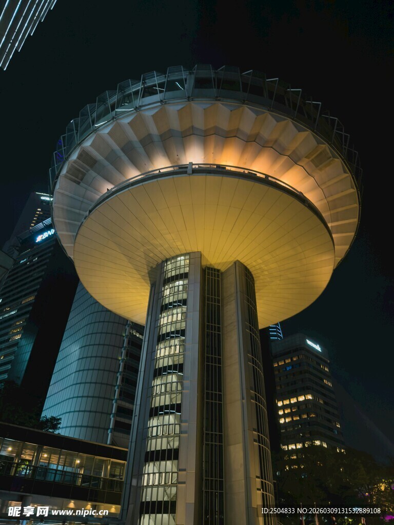 多伦多夜景中的地标建筑