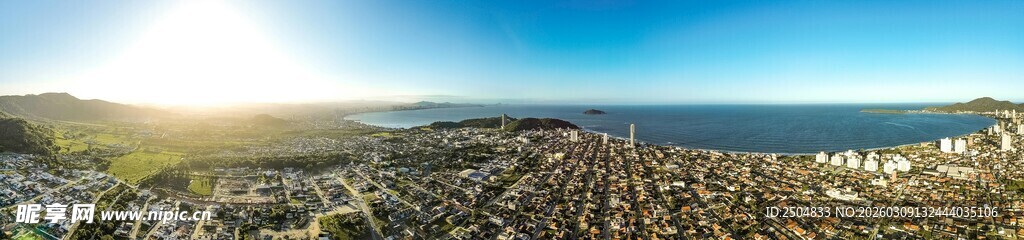美丽海滨全景风光