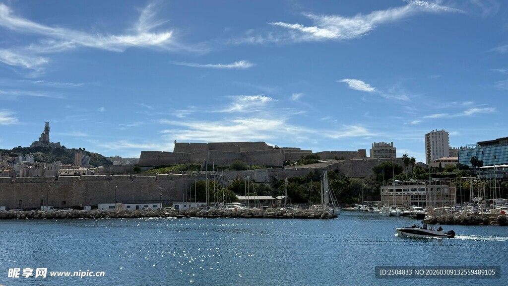 海滨城市风光