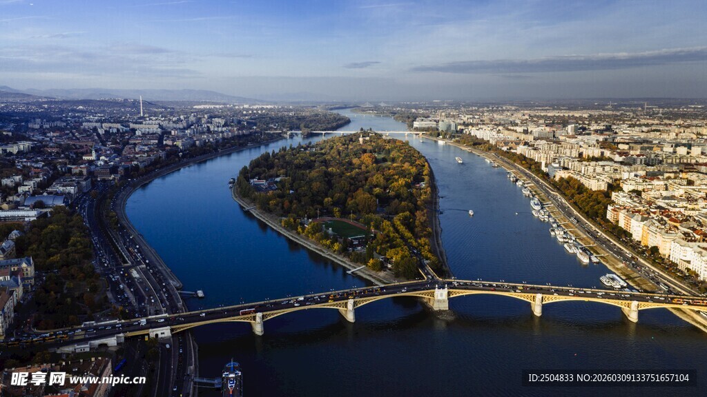 城市河流桥梁航拍景观