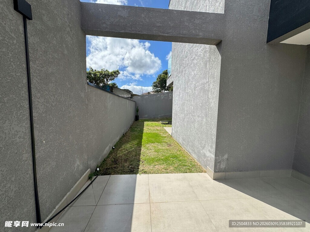 现代建筑内的户外景观