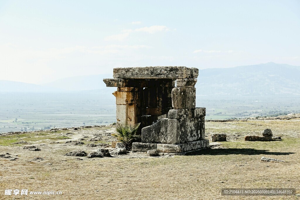古老石建筑遗迹