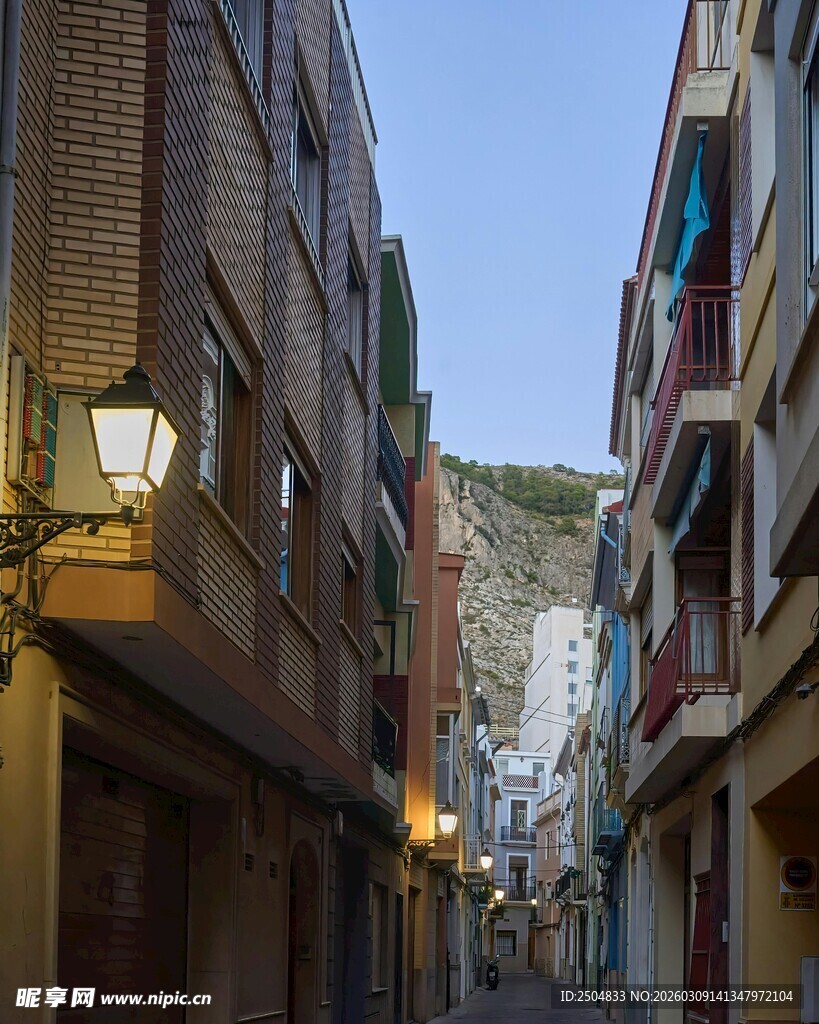 古老街巷的静谧景致