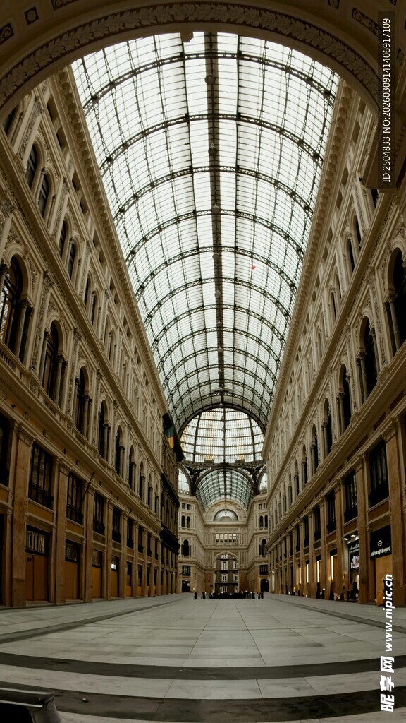 欧式拱形玻璃顶室内长廊