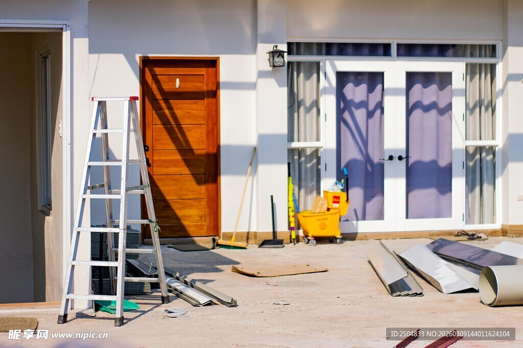 房屋装修施工现场