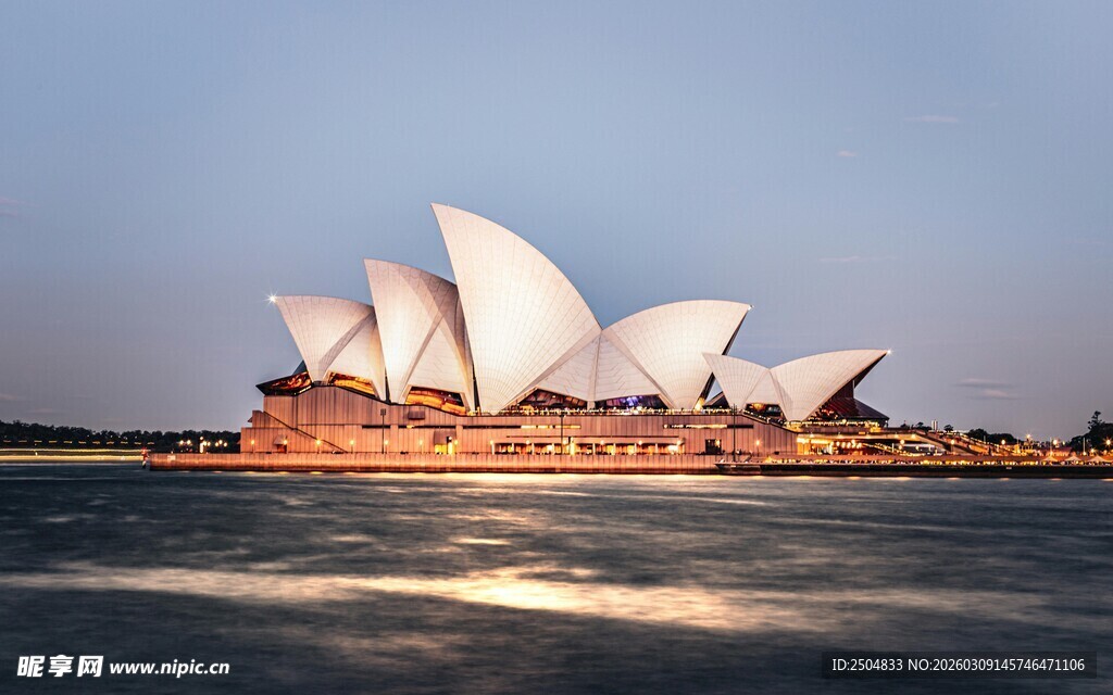 悉尼歌剧院海滨美丽风光
