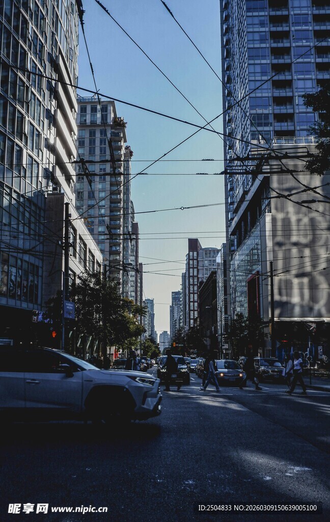 城市街道的日常景象