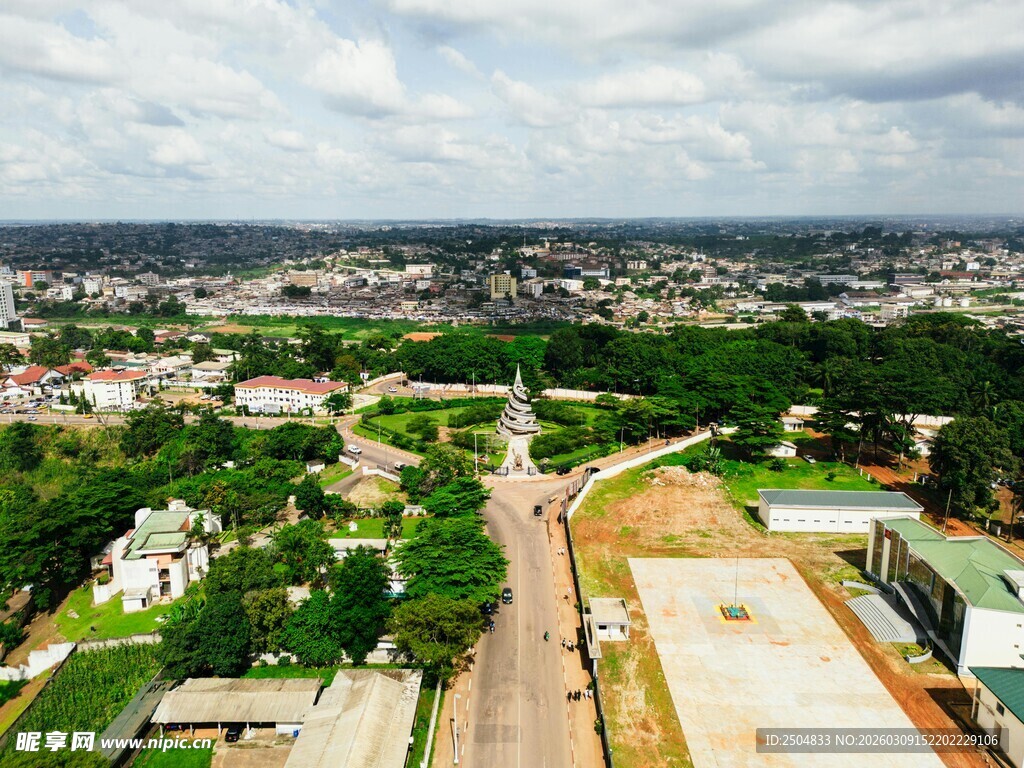 城市绿地与建筑鸟瞰图