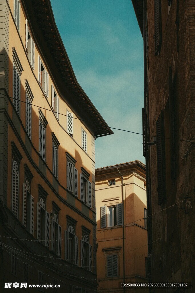 古老街巷的欧式建筑景观