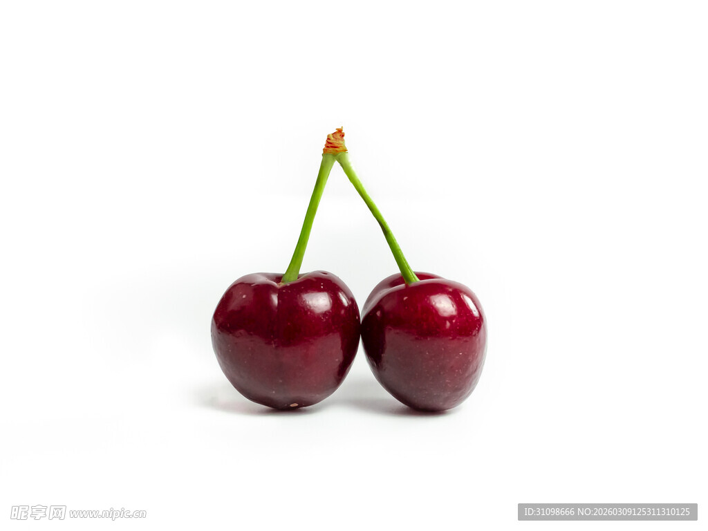 两颗鲜红饱满的樱桃