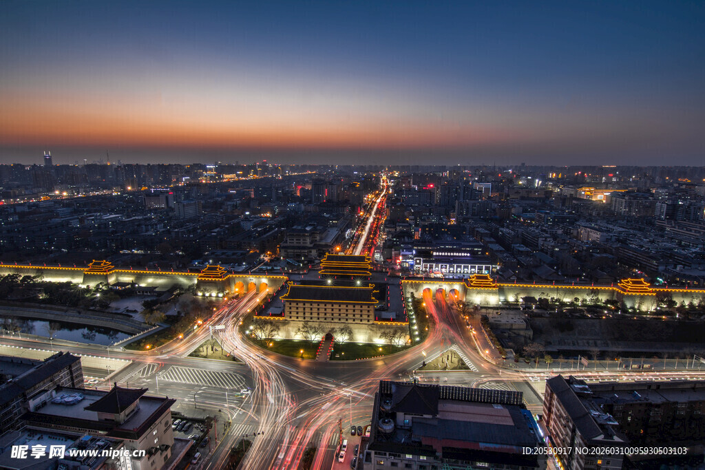 西安长乐门外城市夜景
