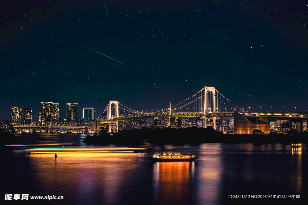 东京彩虹桥夜景璀璨