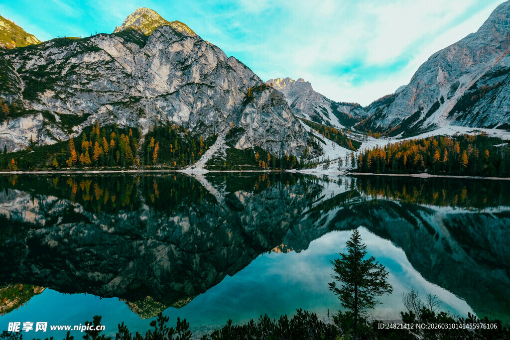 壮丽山水湖景风光倒影
