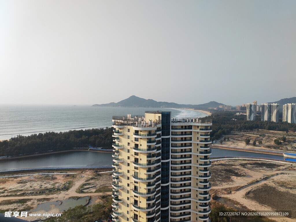 海滨高层景观
