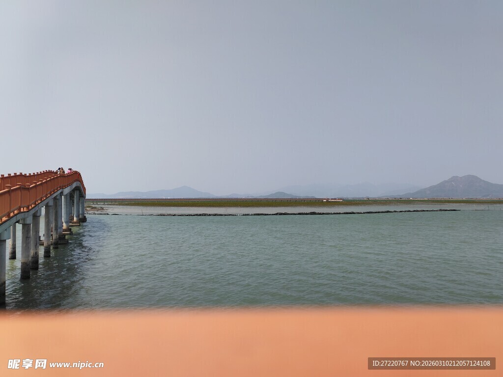 海边栈桥 静谧的自然风光