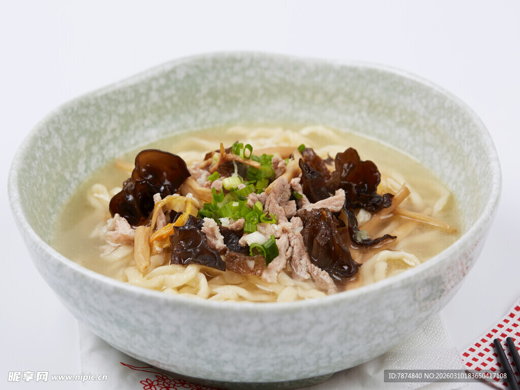 香菇肉丝汤面