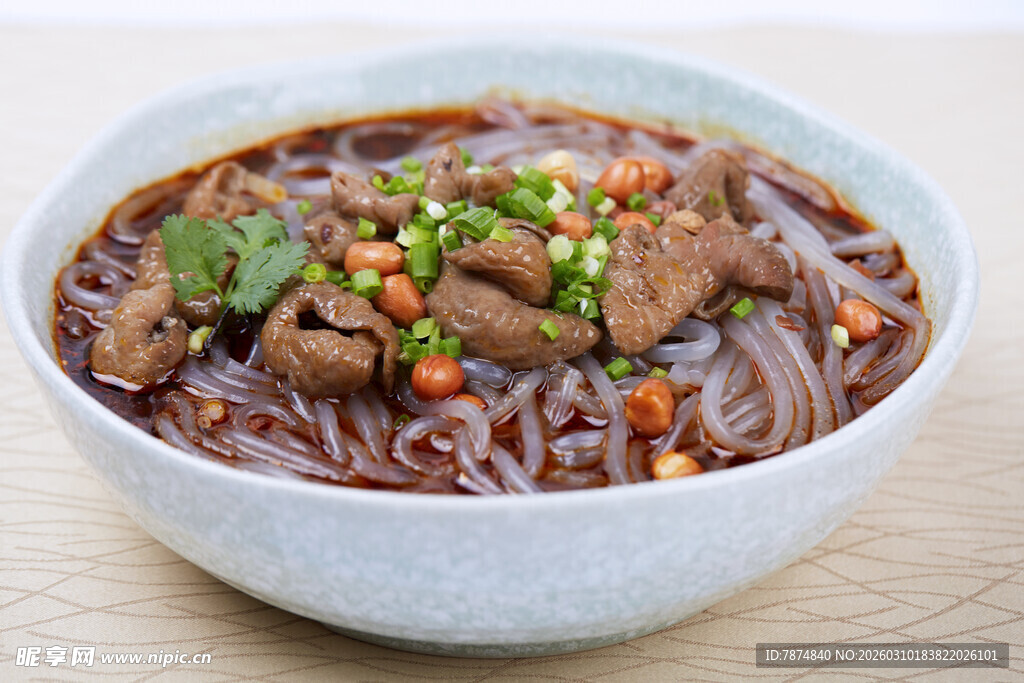 牛肉粉条汤 鲜香诱人