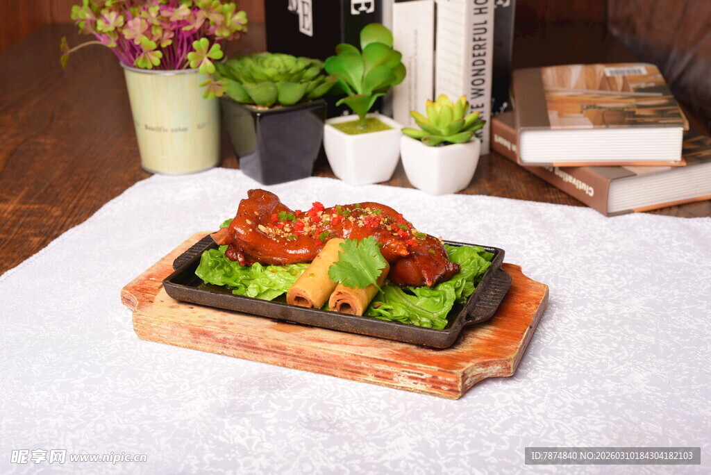 美味菜肴摆盘精致诱人