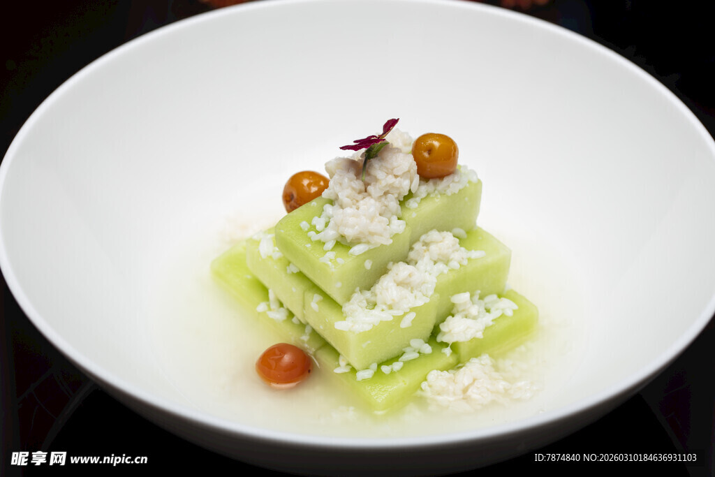 精致黄瓜配搭特色美食