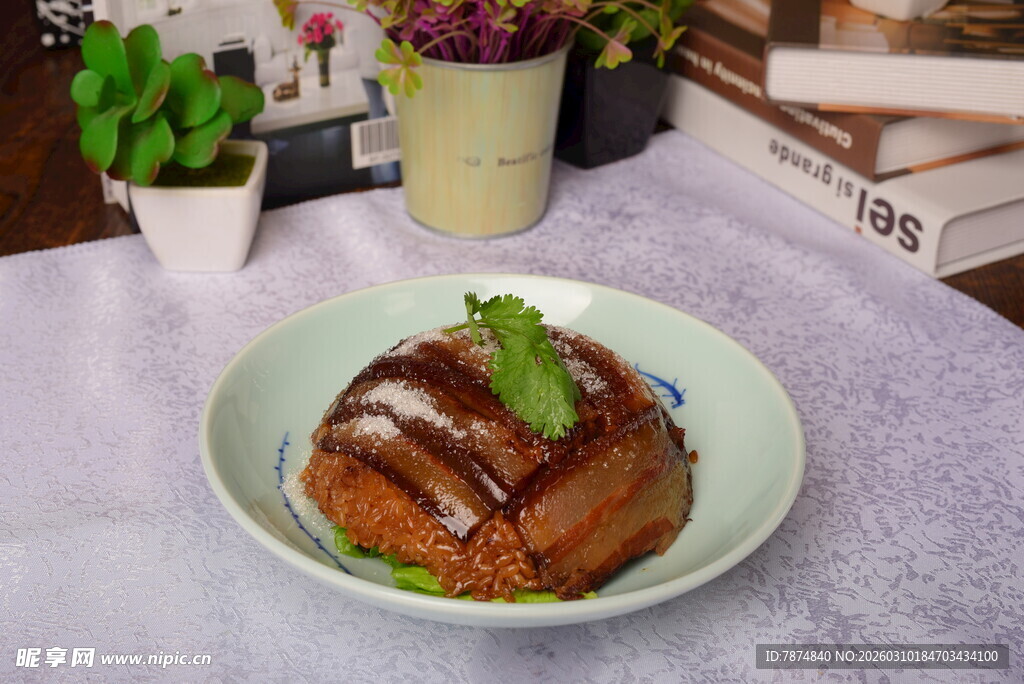 美味巧克力淋面糕点