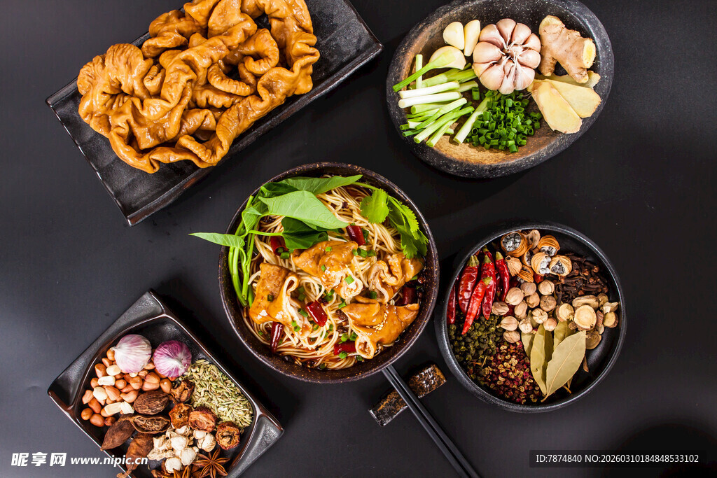 多样美味中式小吃拼盘