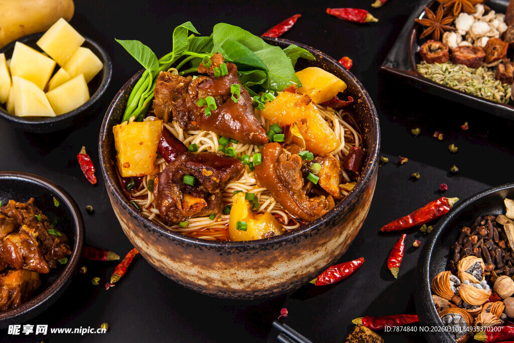 美味多样中式菜肴拼盘