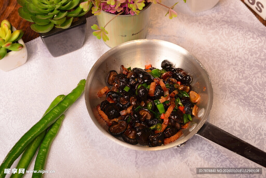 锅中美味炒菜 鲜香诱人