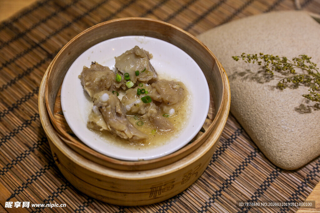 美味小笼蒸排骨