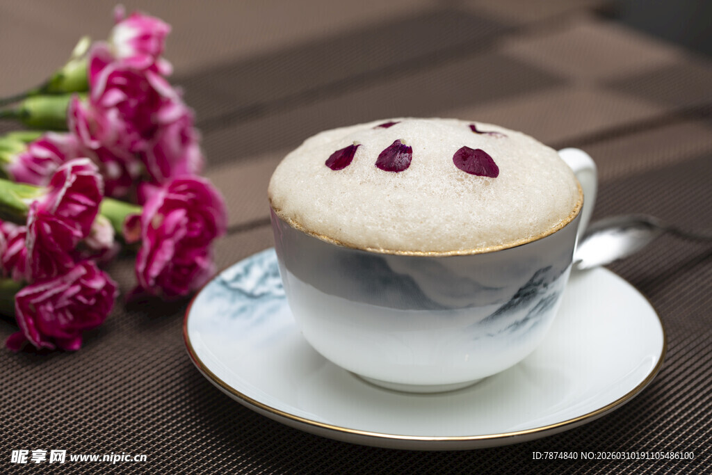 玫瑰拿铁咖啡 浪漫之选