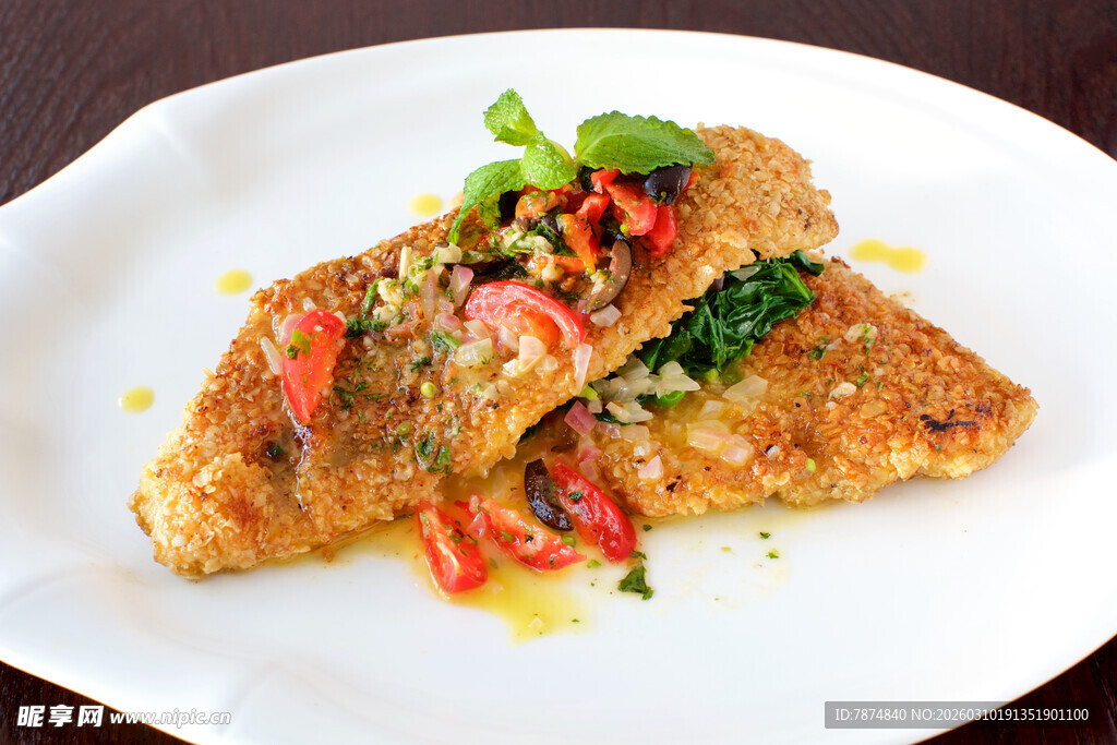 香煎鱼排配蔬菜