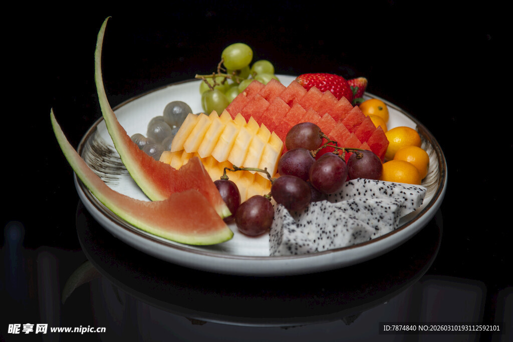 缤纷水果拼盘