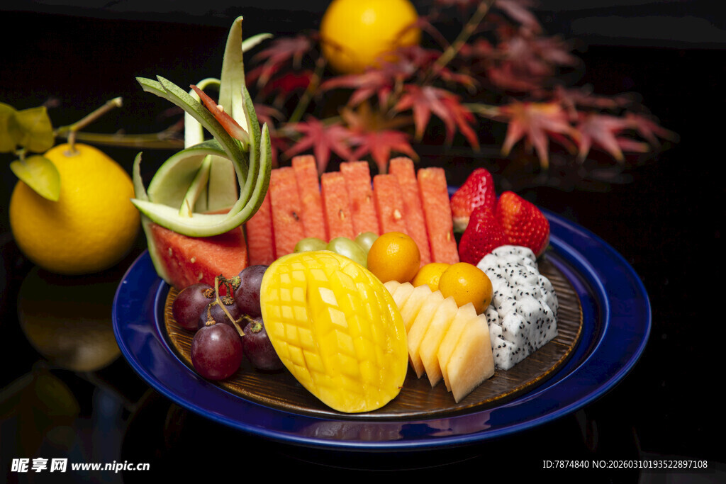 精致日式刺身拼盘