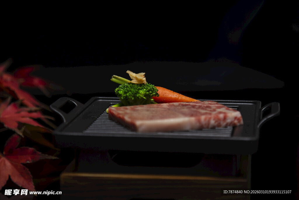 精致摆盘的美味生鲜