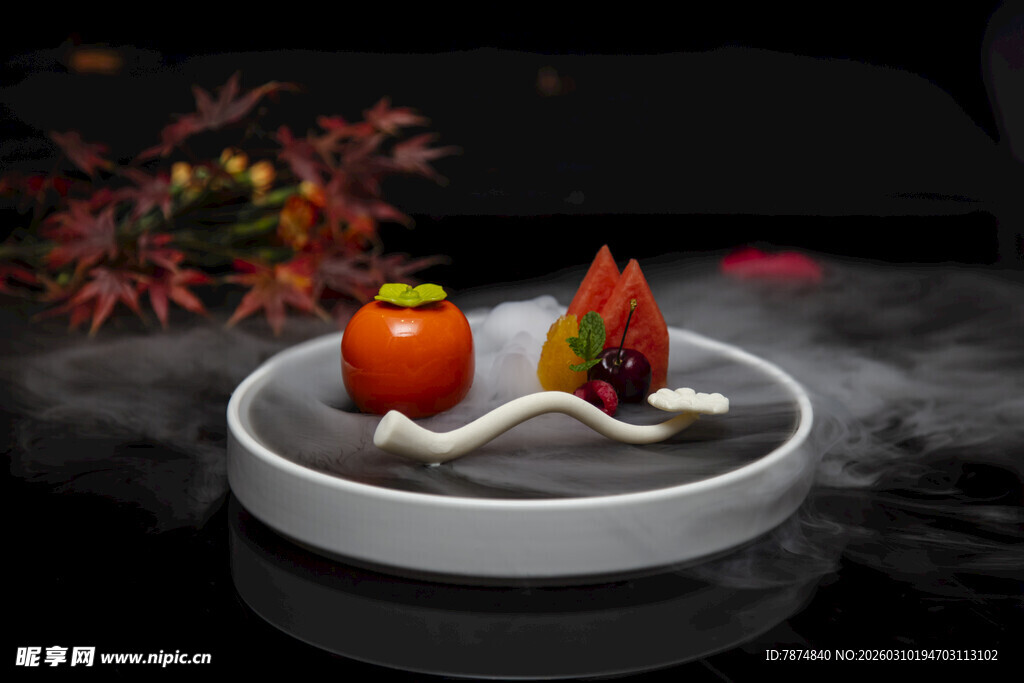 精致摆盘的创意美食