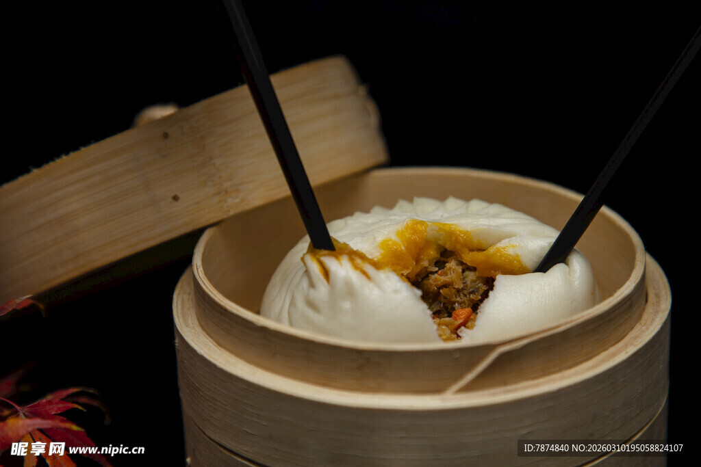 竹制蒸笼里的美味点心