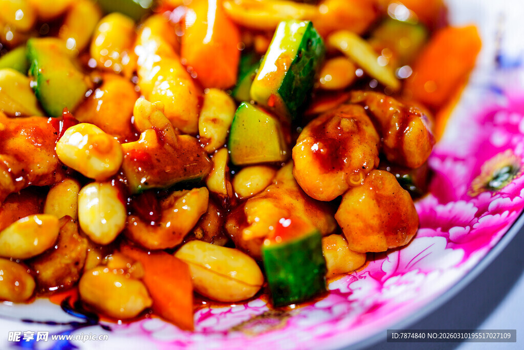 美味多彩花生米拌菜