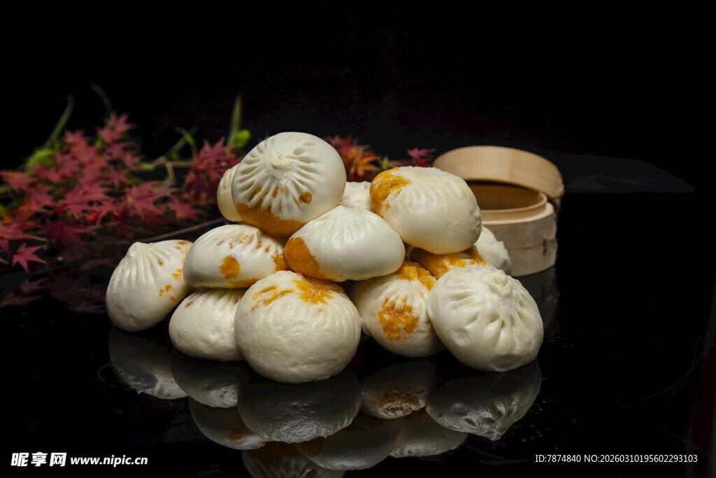 美味包子堆叠展示