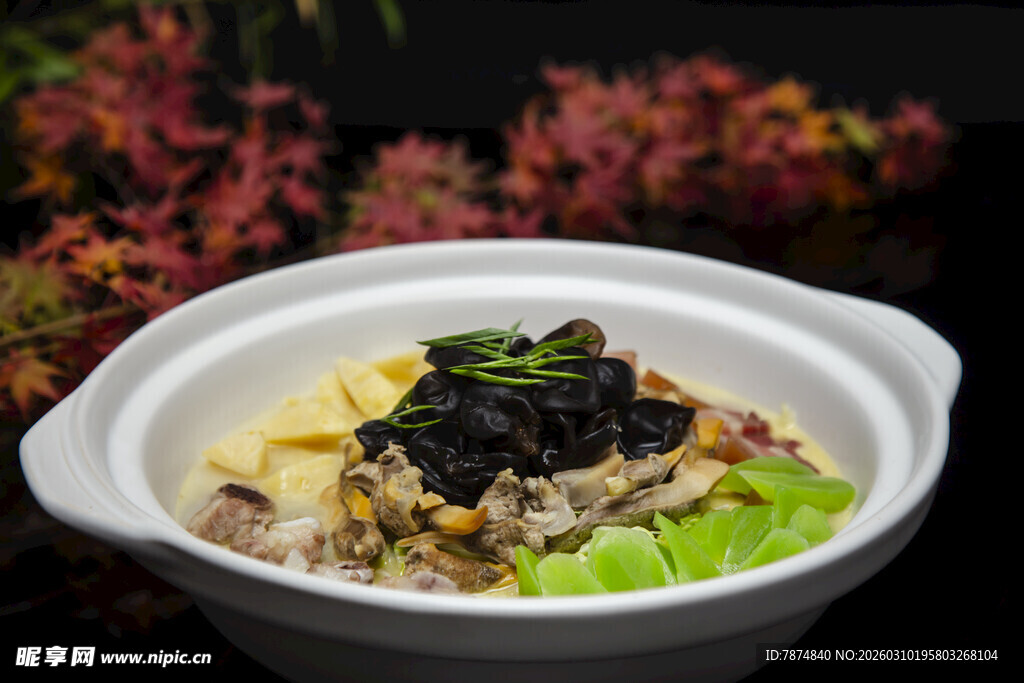 美味砂锅煲仔饭