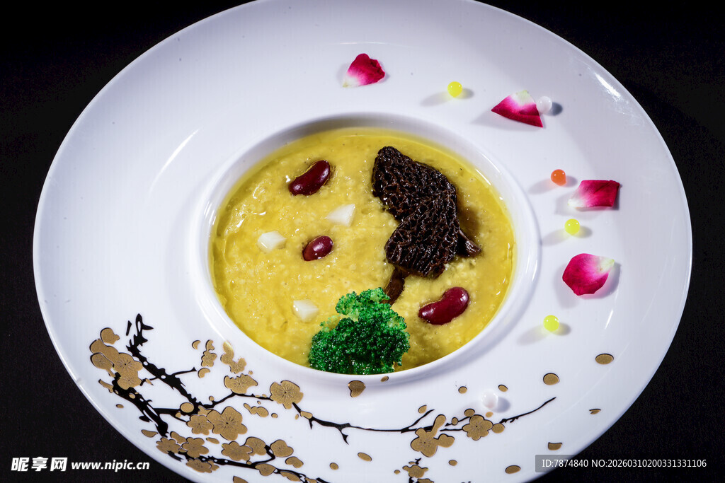 金汤海参美食摆盘