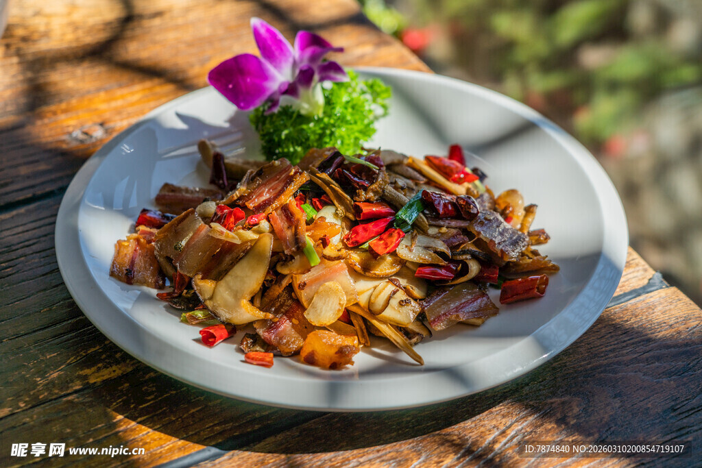 香辣美味炒牛杂