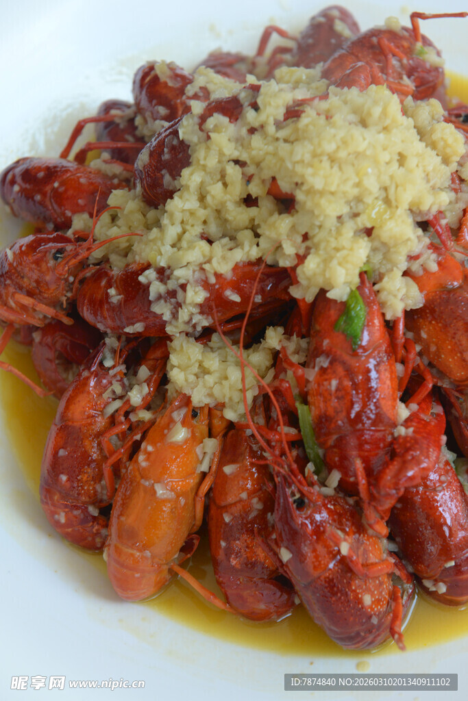 蒜蓉小龙虾美食特写