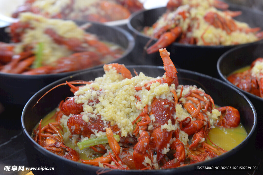 美味芝士烤肉菜肴