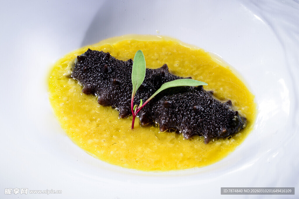 奢华鱼子酱搭配黄色美食