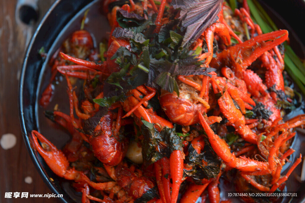 美味香辣小龙虾