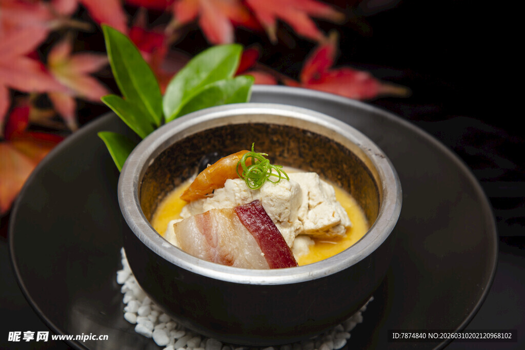 日式精致海鲜盖浇饭