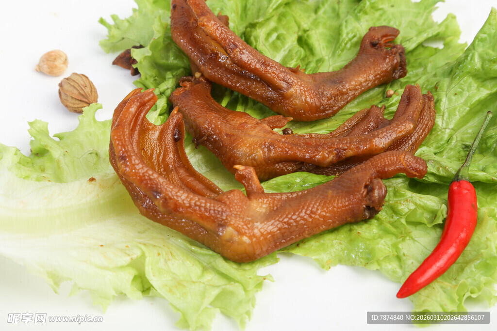 美味卤鸭掌 鲜香诱人