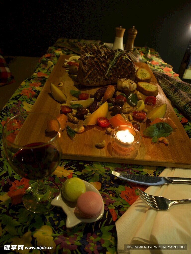 丰盛餐桌美食摆盘展示