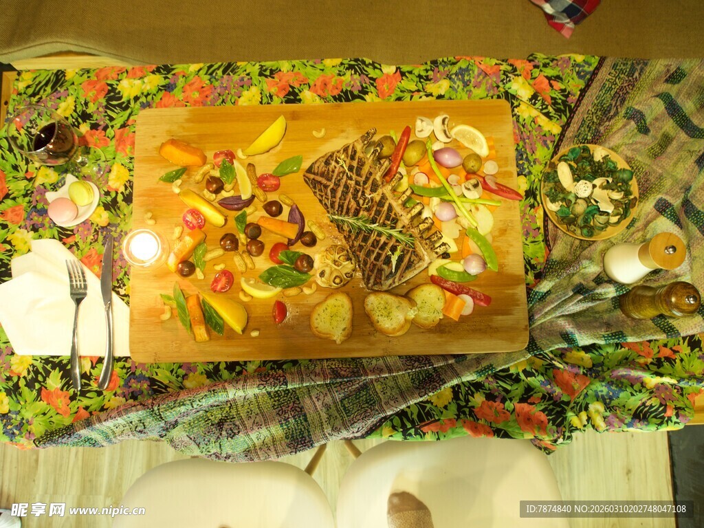 美味多样的特色拼盘